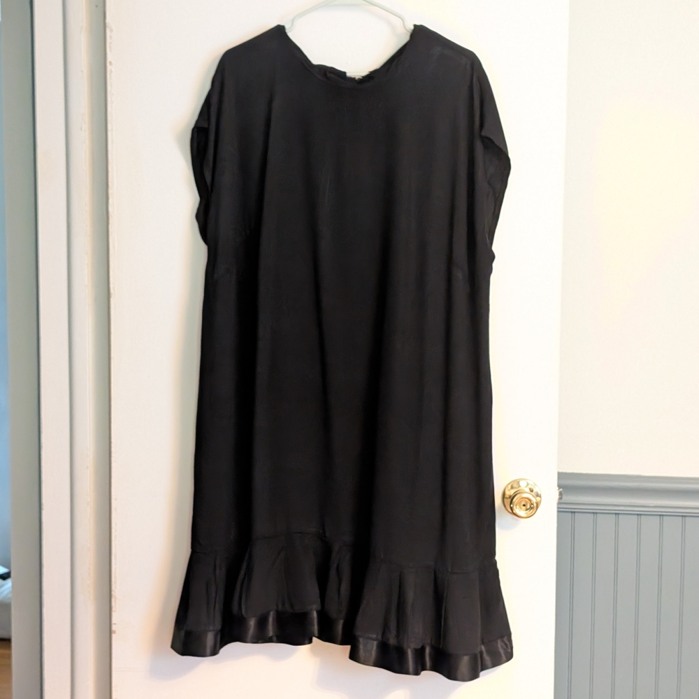 Elegant Black Dress Size 20W